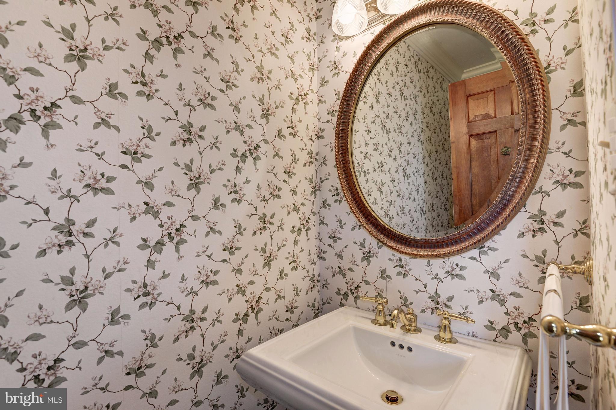 BRADLEY HILLS - Residential