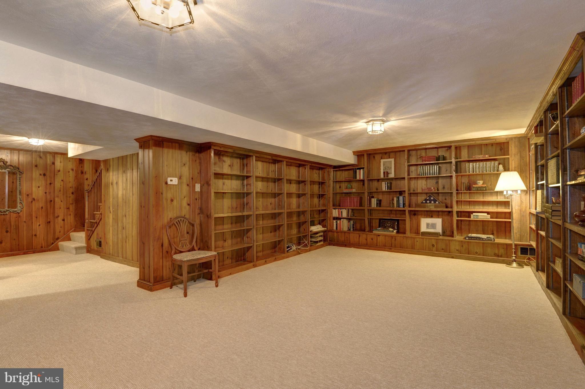 BRADLEY HILLS - Residential