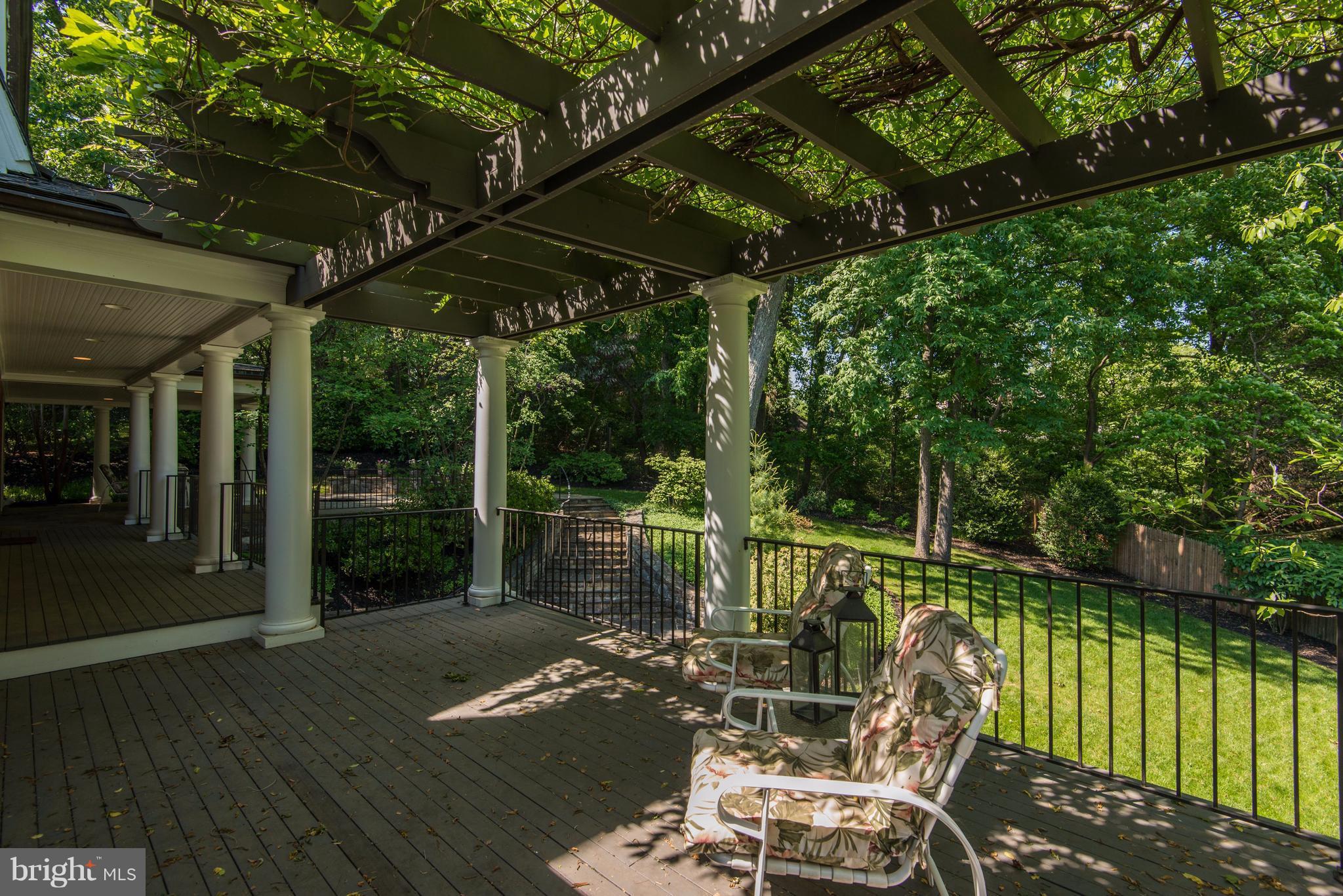 BRADLEY HILLS - Residential