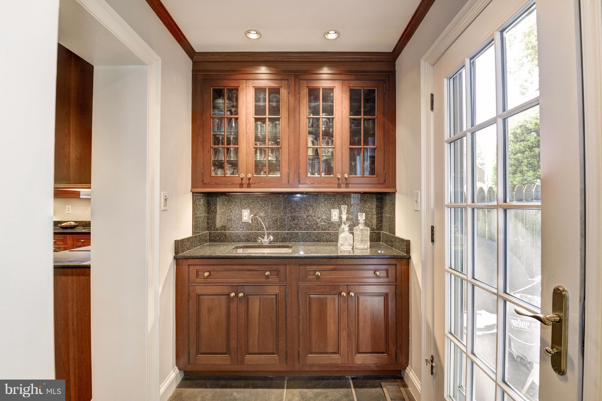 BRADLEY HILLS - Residential