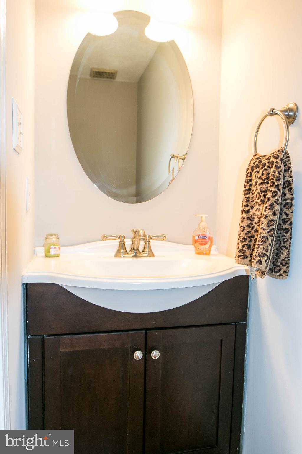 LONDON COMMONS - Residential