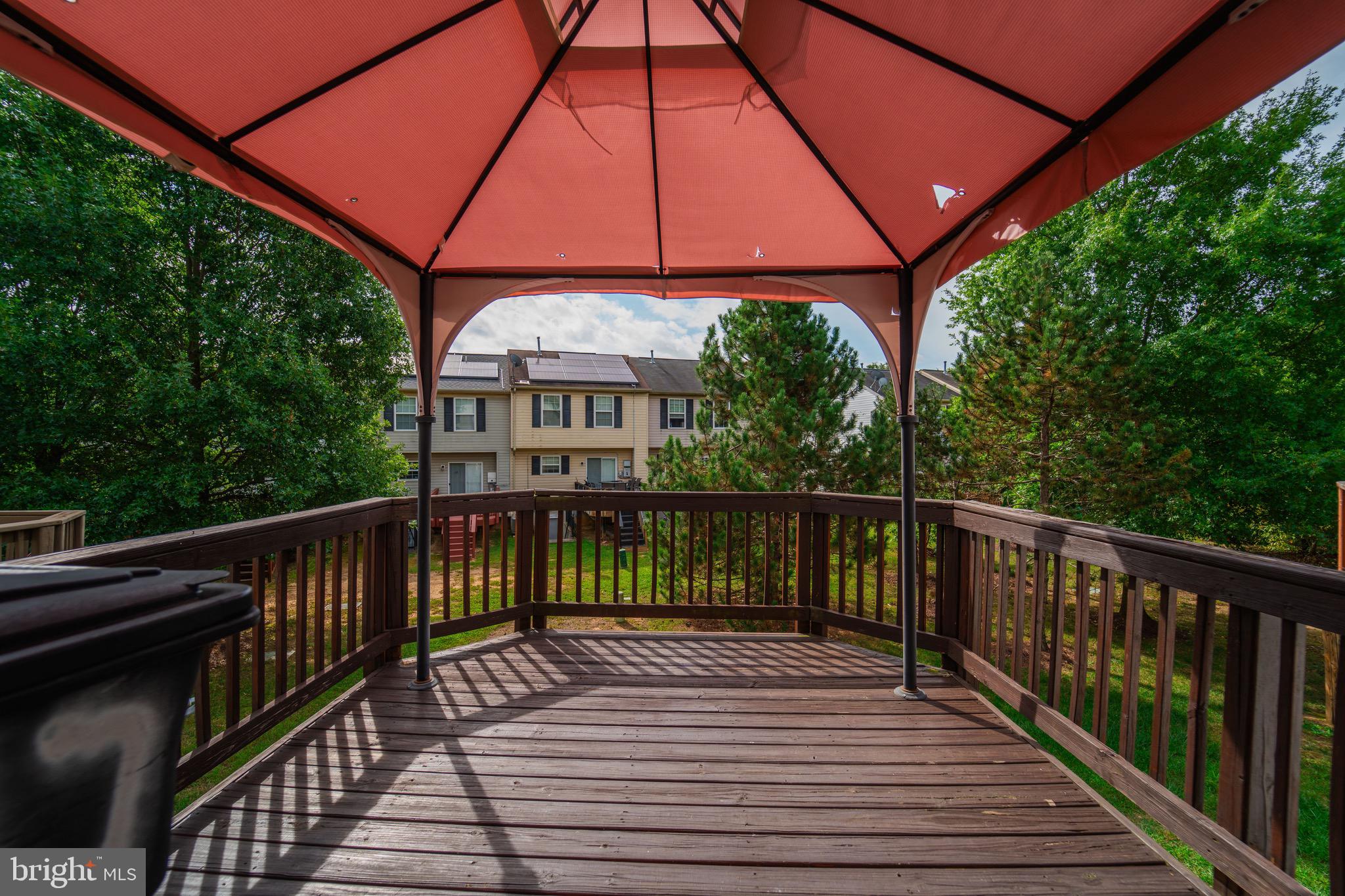 COLONY SQUARE - Residential