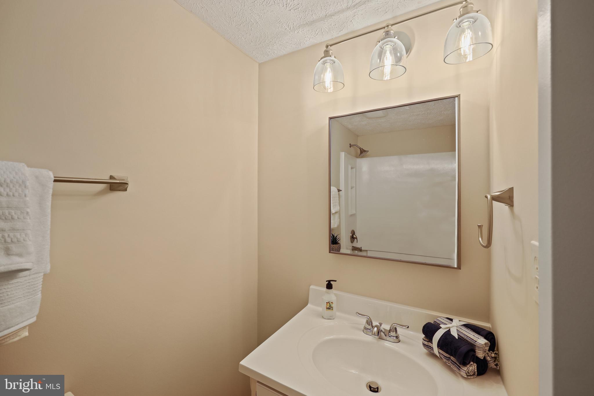 HARMANS WOODS - Residential