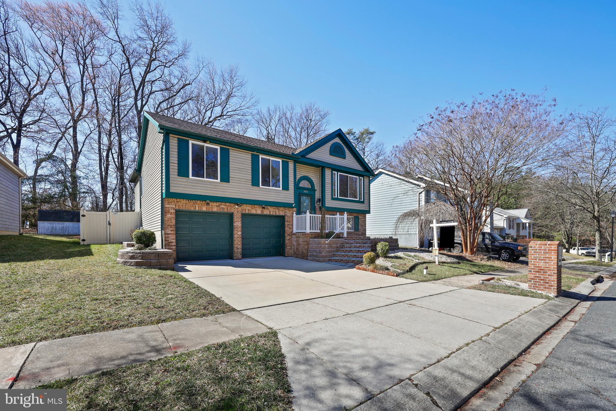 HARMANS WOODS - Residential