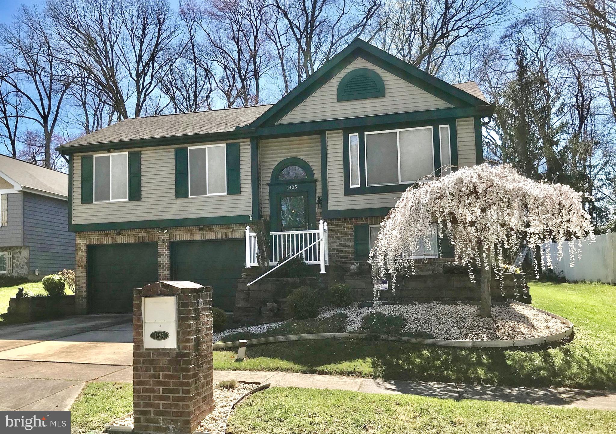 HARMANS WOODS - Residential