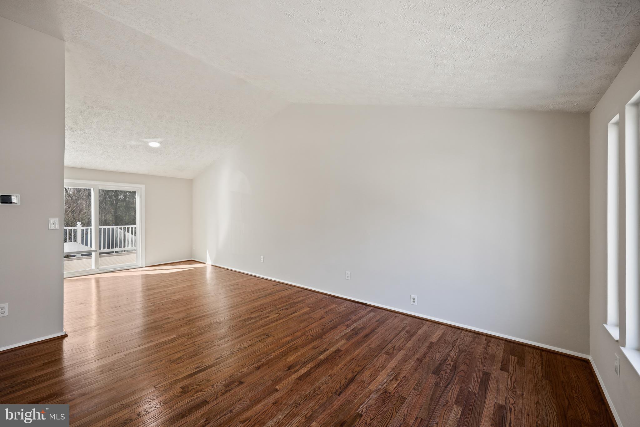 HARMANS WOODS - Residential