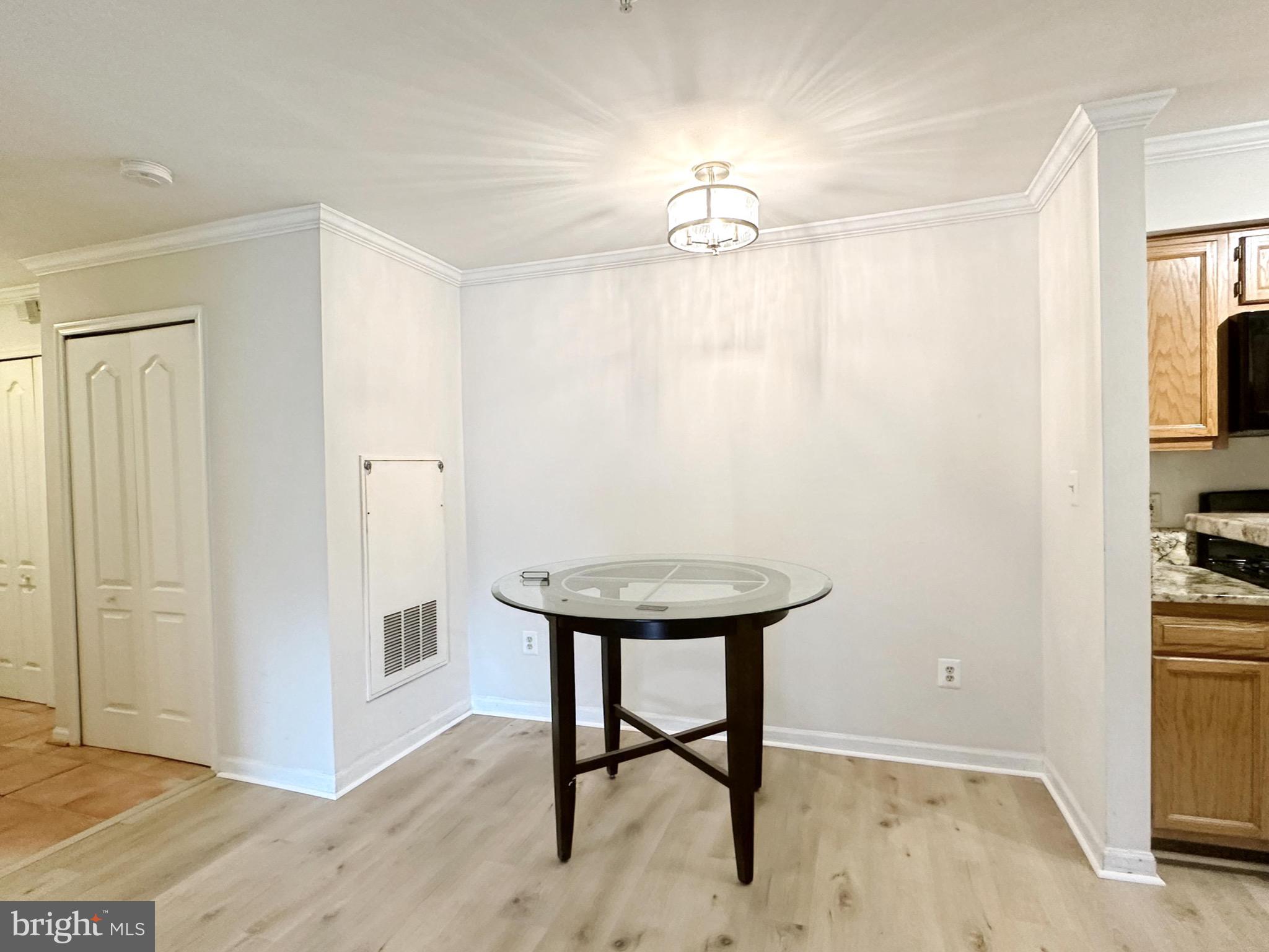 8961 TOWN CENTER CIRCLE 1-203