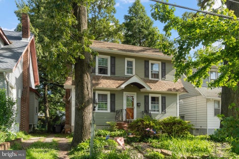 Homes For Sale - 112 Woodbine Avenue<br/> Camden County, MERCHANTVILLE, NJ 08109