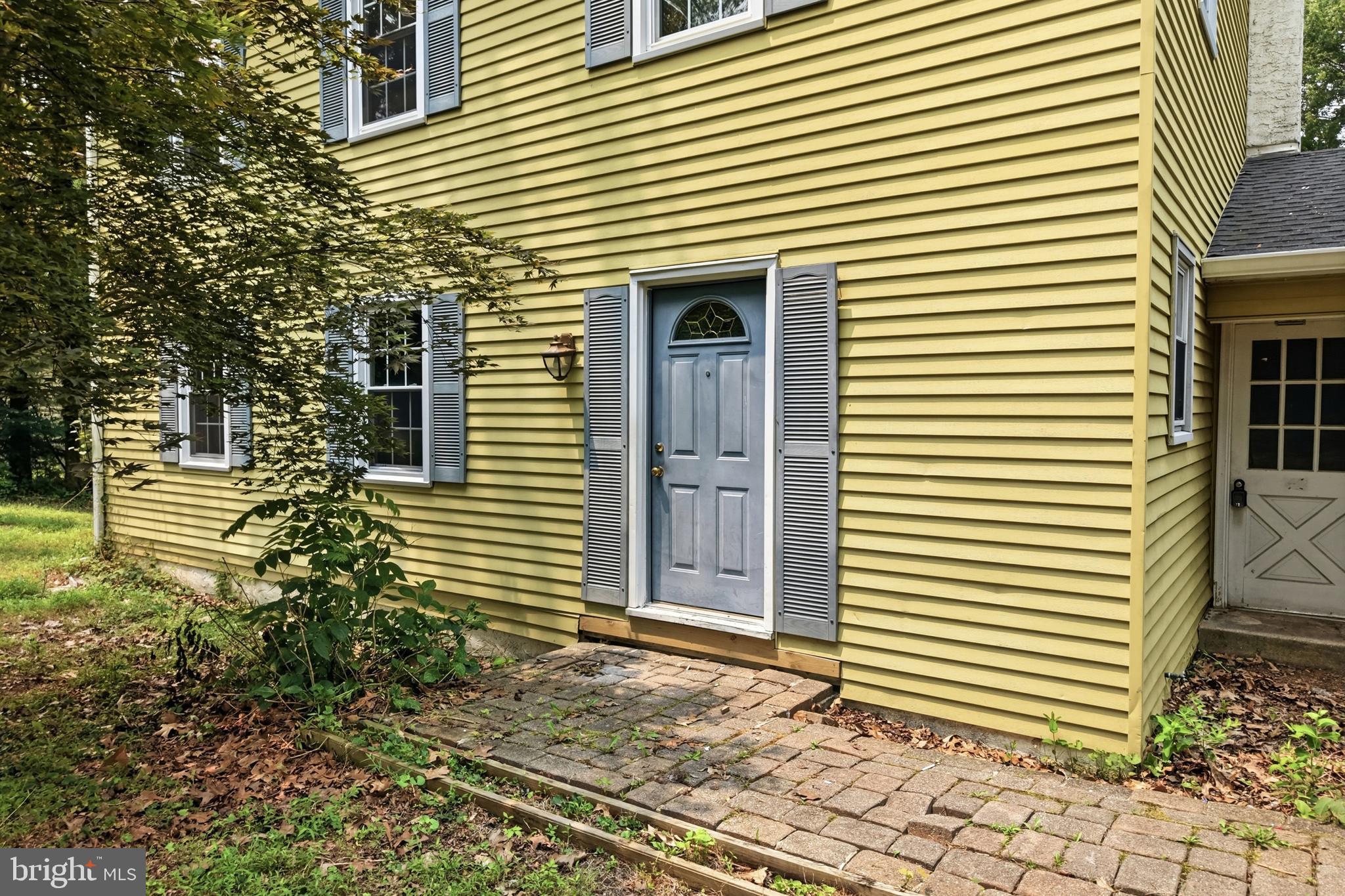 42 SPRINGS DRIVE
