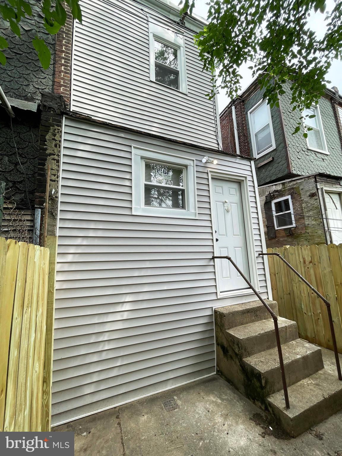 ALLEGHENY WEST - Residential