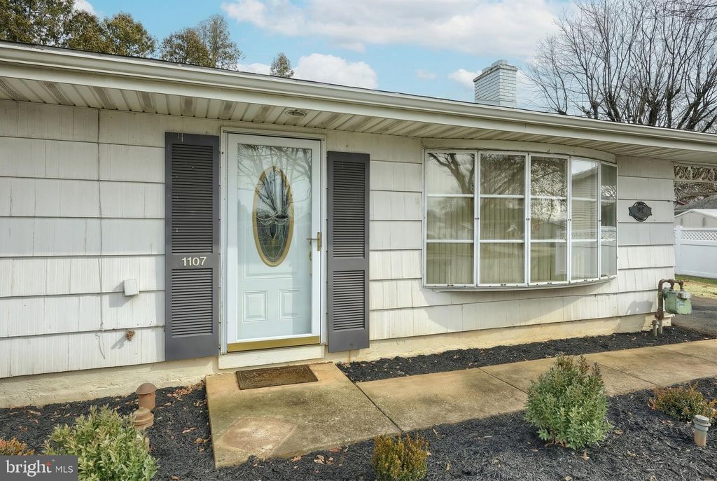 Photo of 1107 Fireside Court, YORK, PA 17404 (MLS # PAYK2095040)