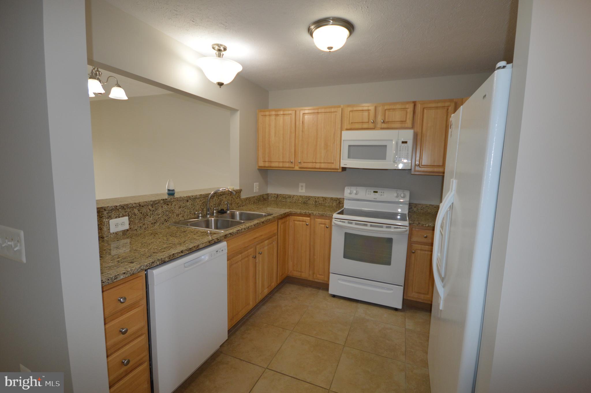 THE CORNERS - Residential Lease