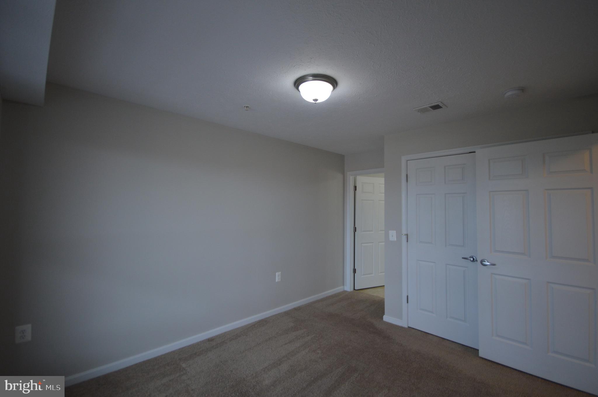 THE CORNERS - Residential Lease