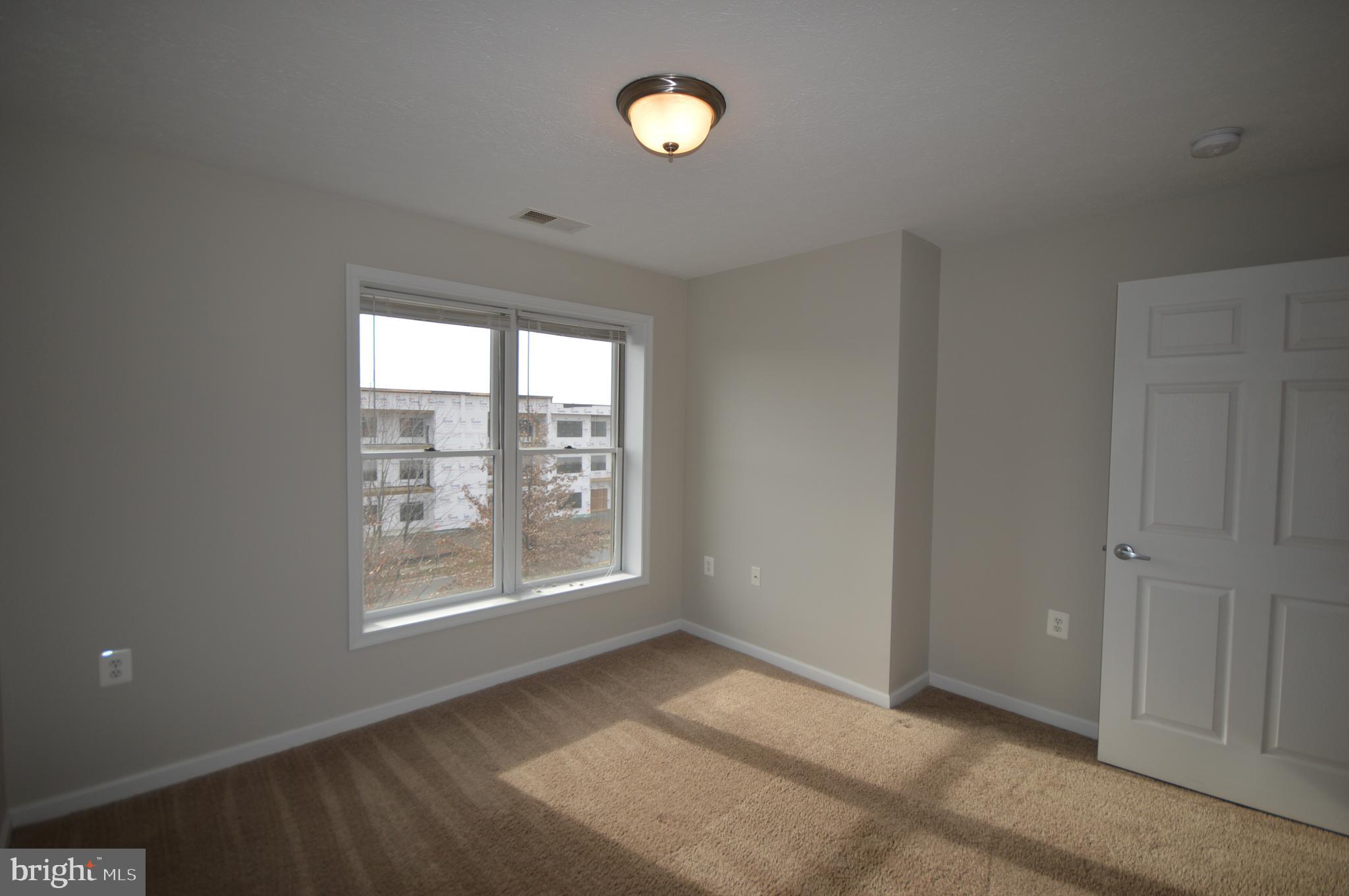 THE CORNERS - Residential Lease