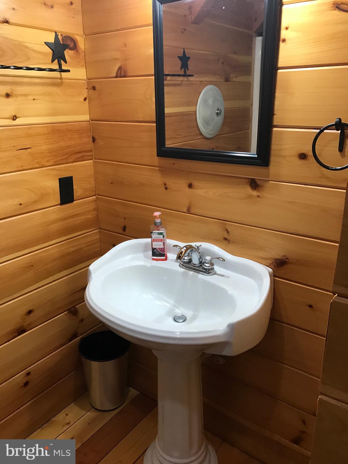 VALLEY VIEW FARMS - Residential