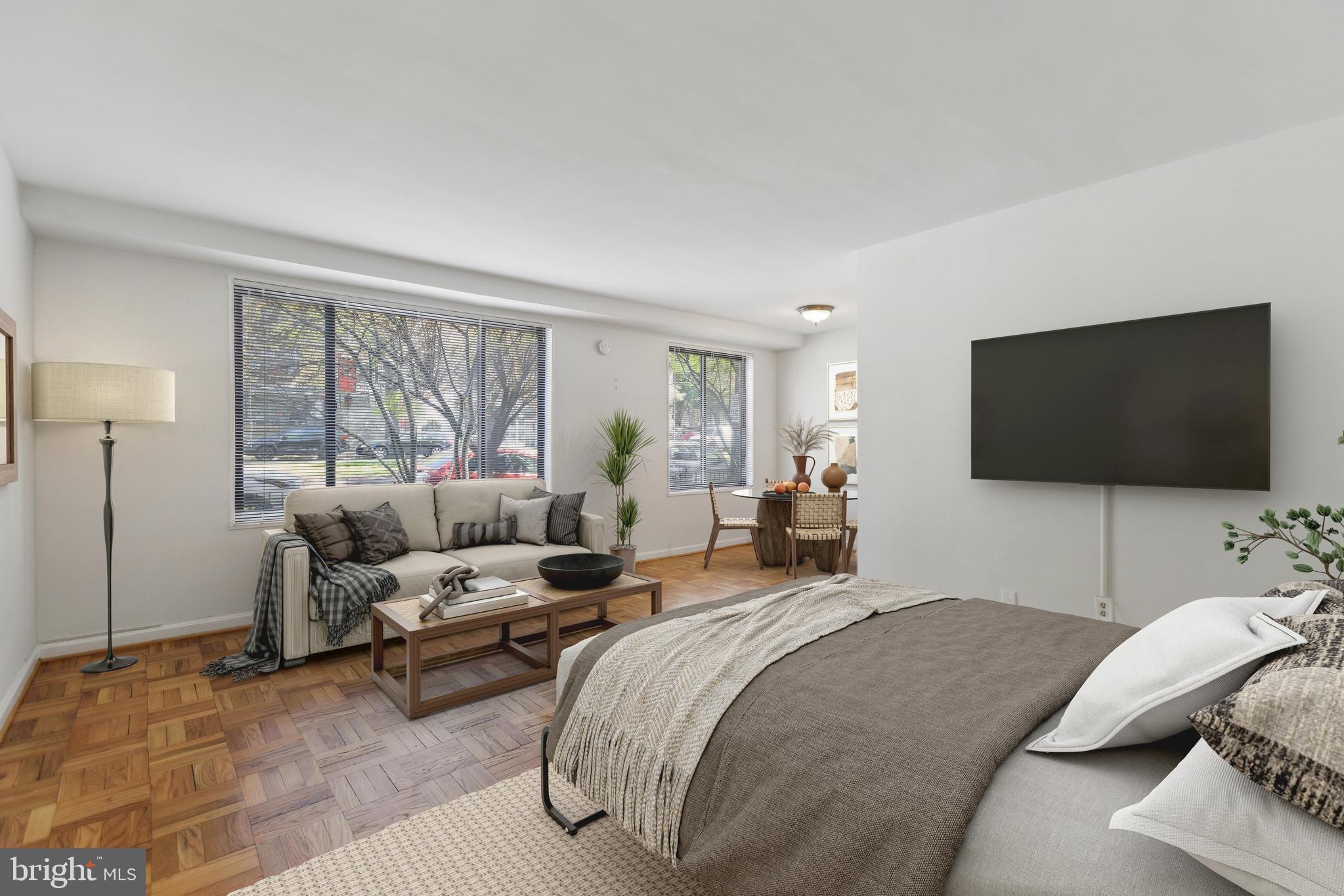 5112 MACARTHUR BOULEVARD NW 104