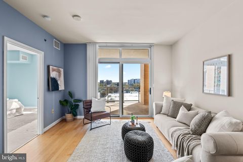 Photo of 5750 Bou Avenue #1111, ROCKVILLE, MD 20852 (MLS # MDMC2205402)