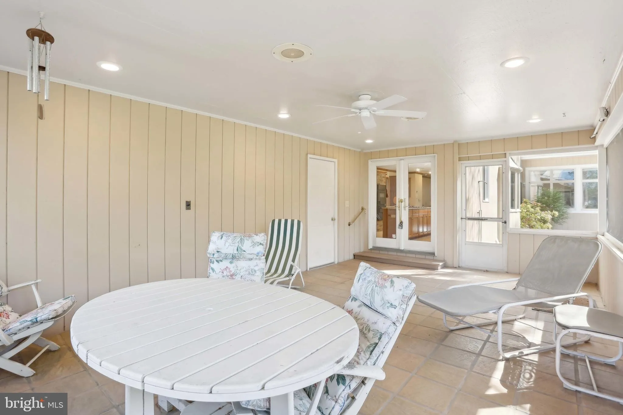 Millville, New Jersey 08332, United States, 5 Bedrooms Bedrooms, ,4 BathroomsBathrooms,Residential,Active,129272