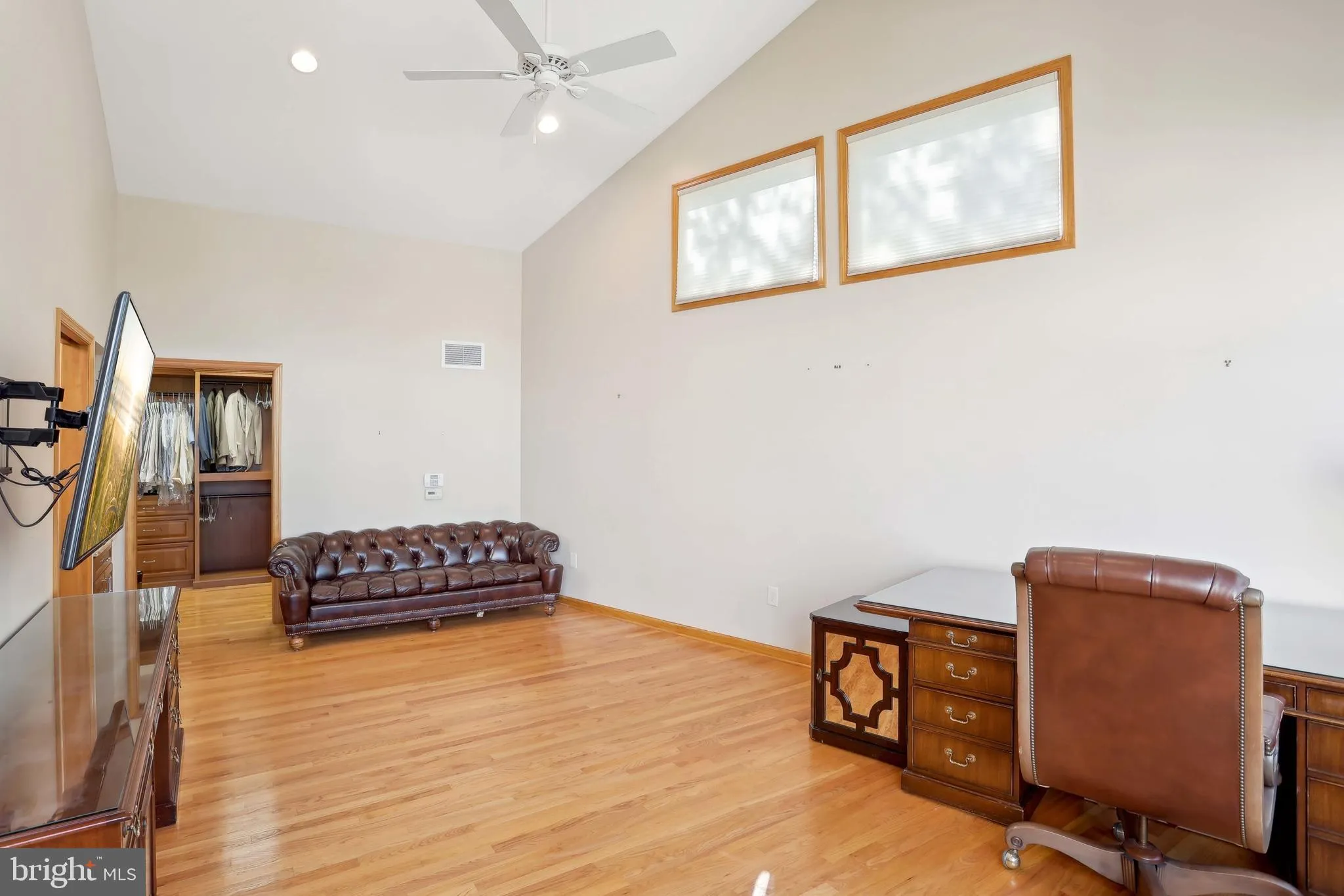 Millville, New Jersey 08332, United States, 5 Bedrooms Bedrooms, ,4 BathroomsBathrooms,Residential,Active,129272