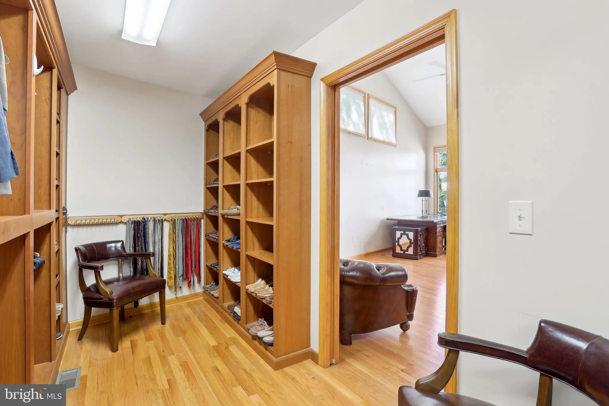 Millville, New Jersey 08332, United States, 5 Bedrooms Bedrooms, ,4 BathroomsBathrooms,Residential,Active,129272