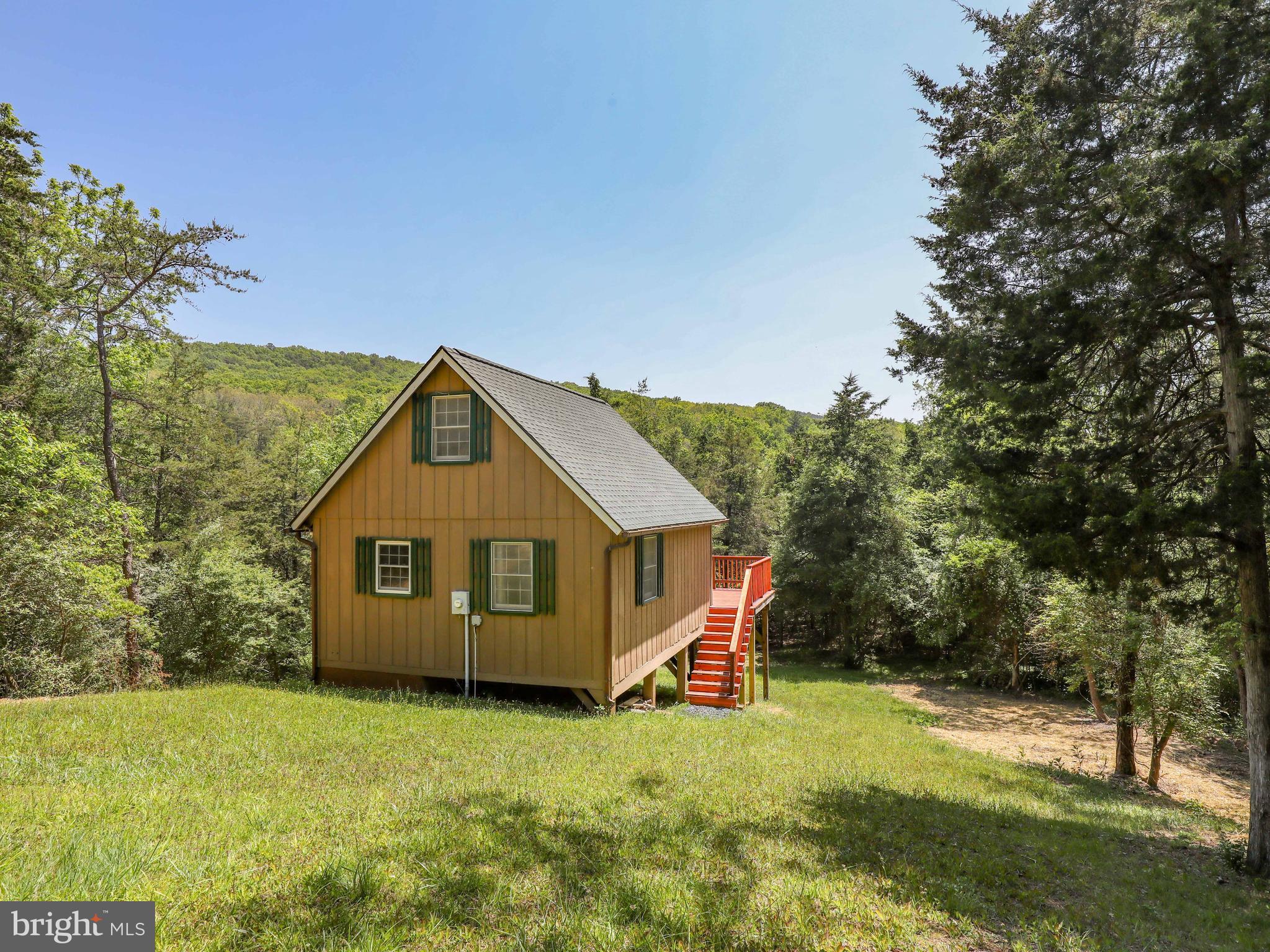 TROUT POND - Residential