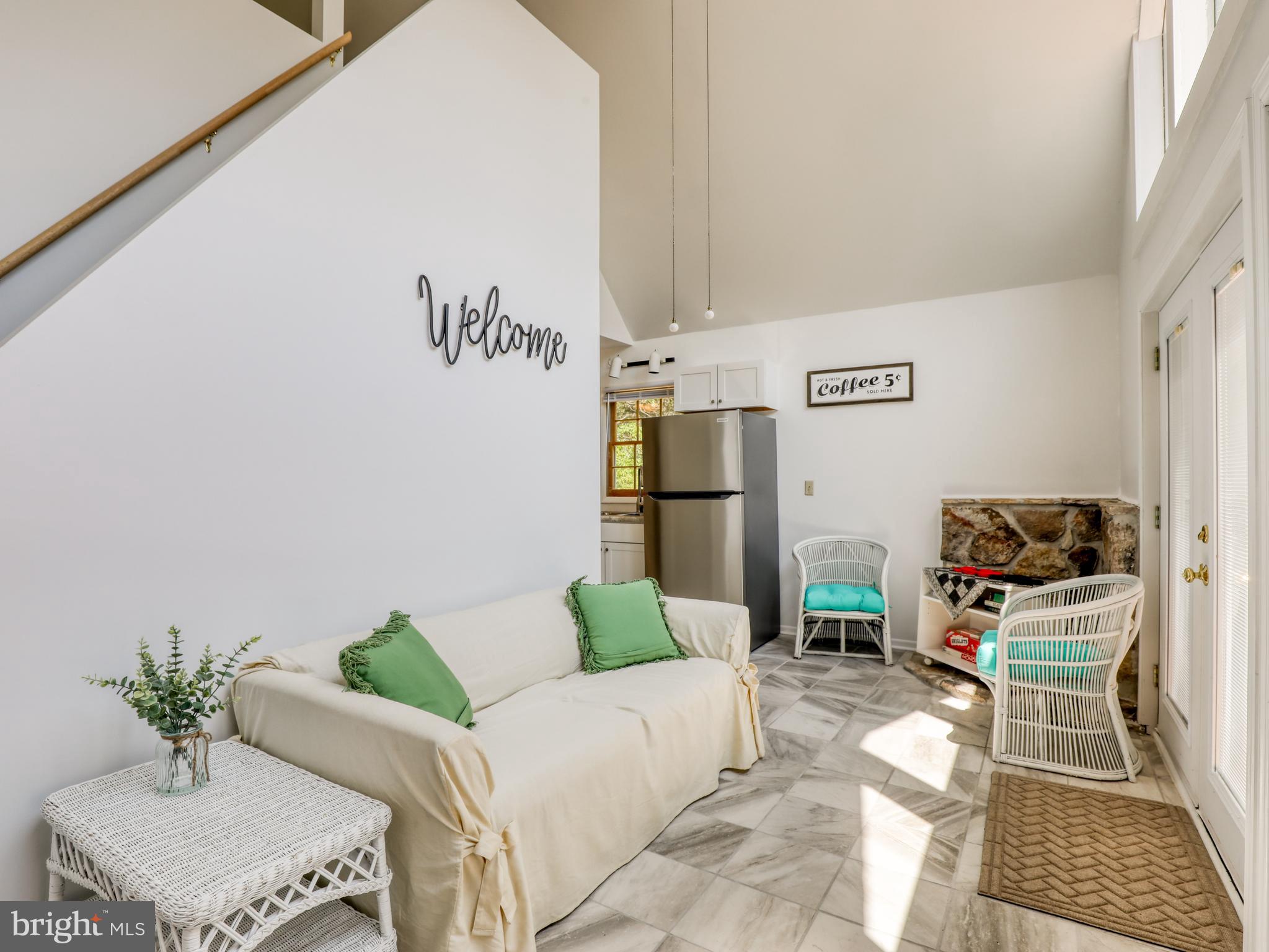 TROUT POND - Residential