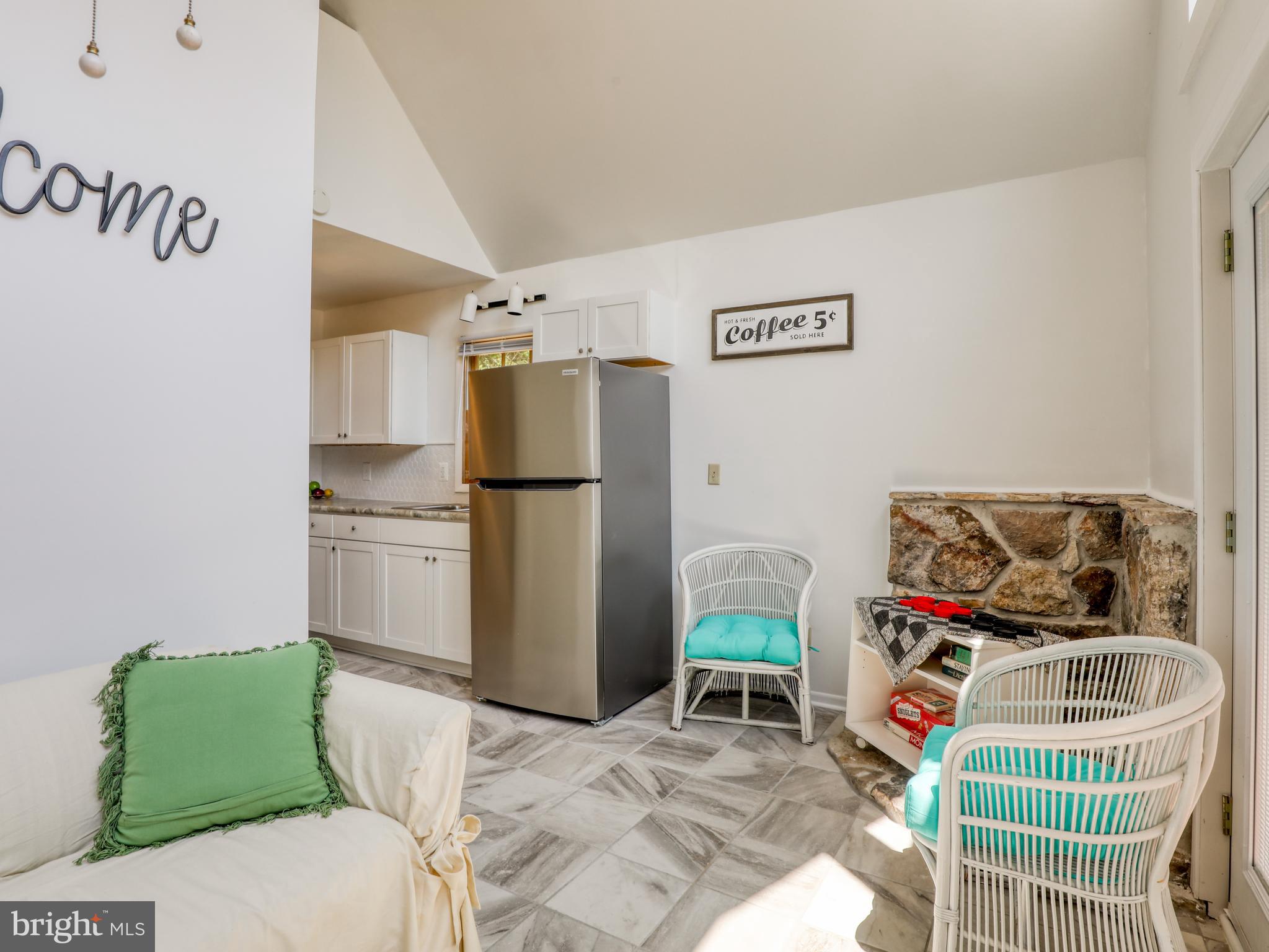 TROUT POND - Residential