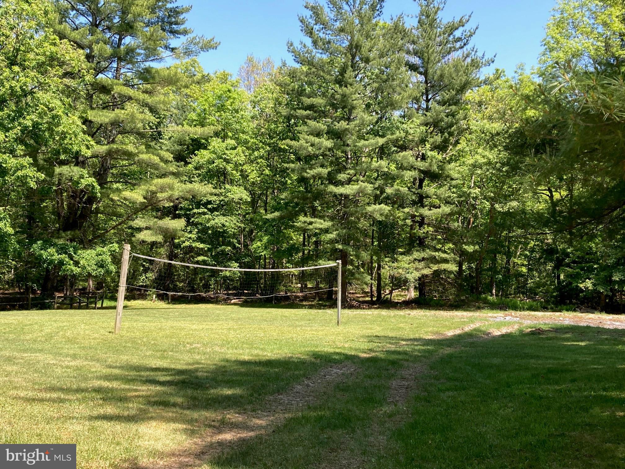 TROUT POND - Residential