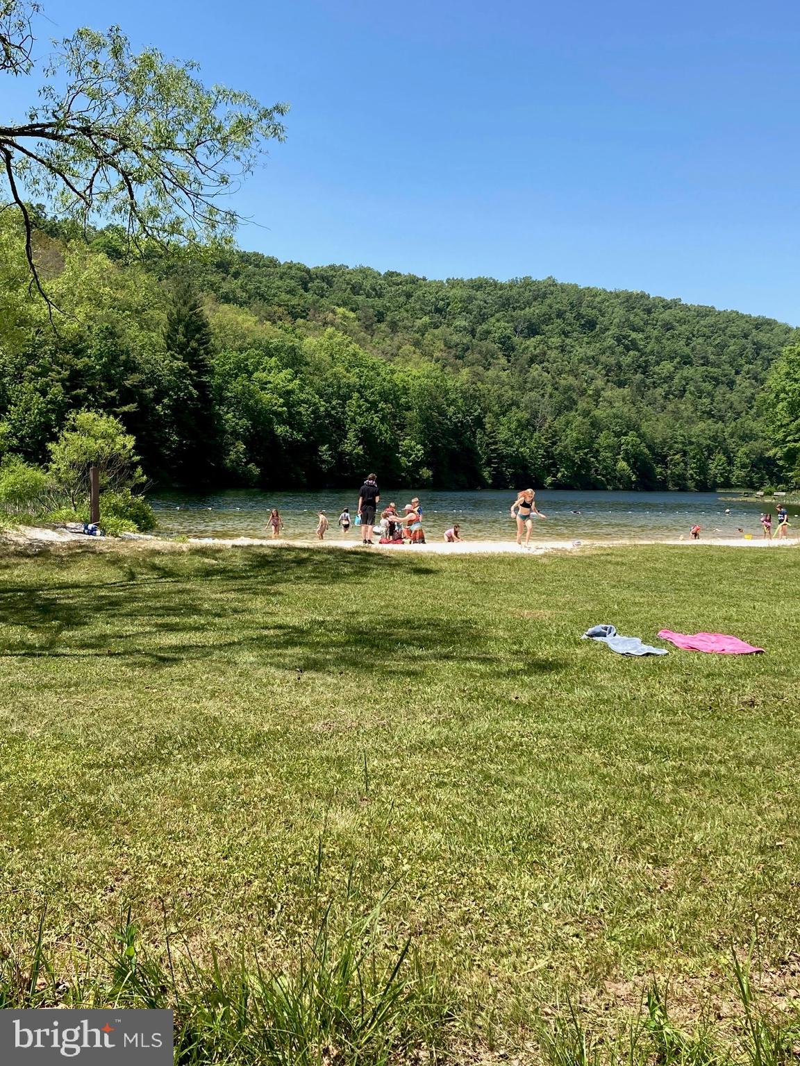 TROUT POND - Residential
