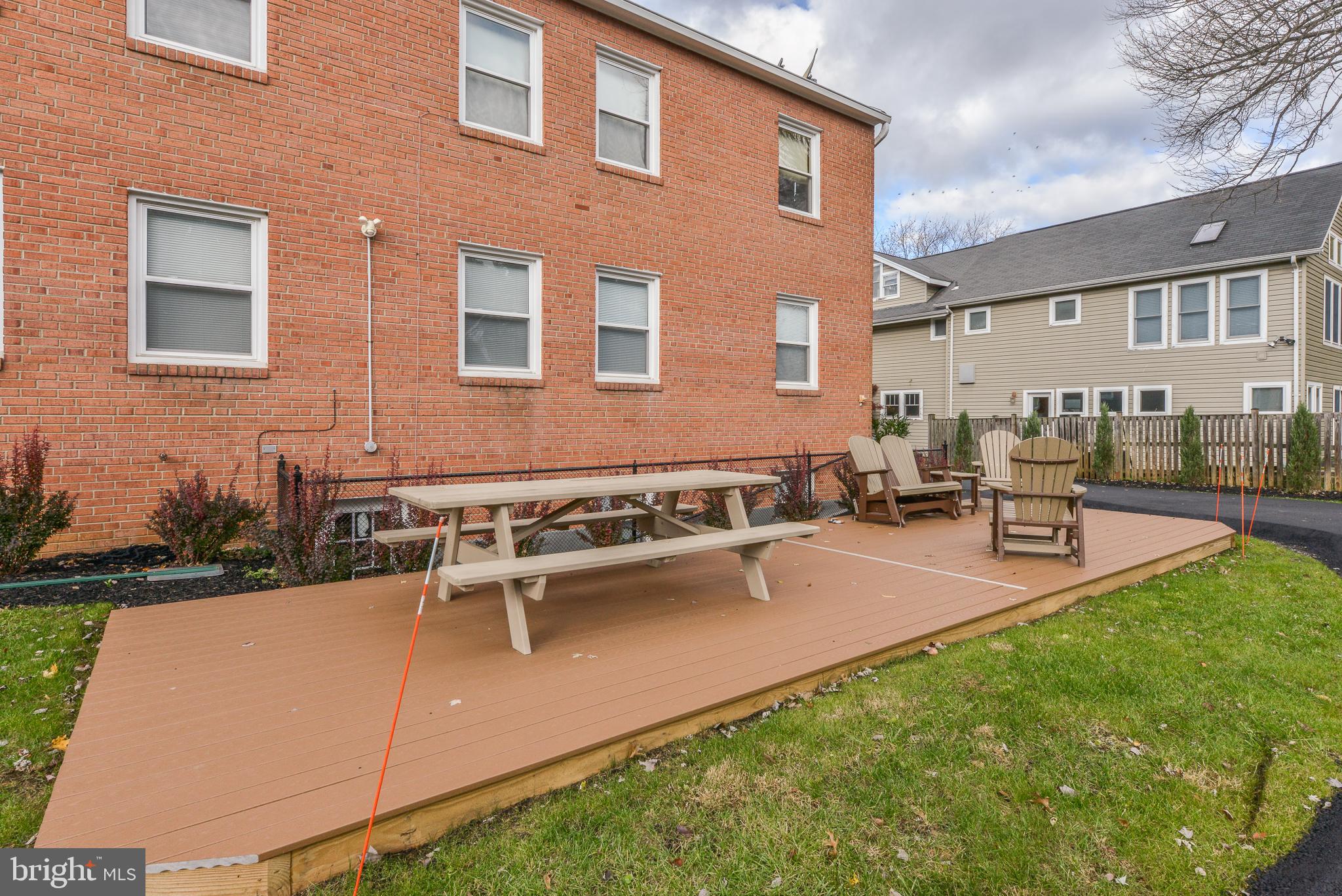 TOWN OF PURCELLVILLE - Residential Lease