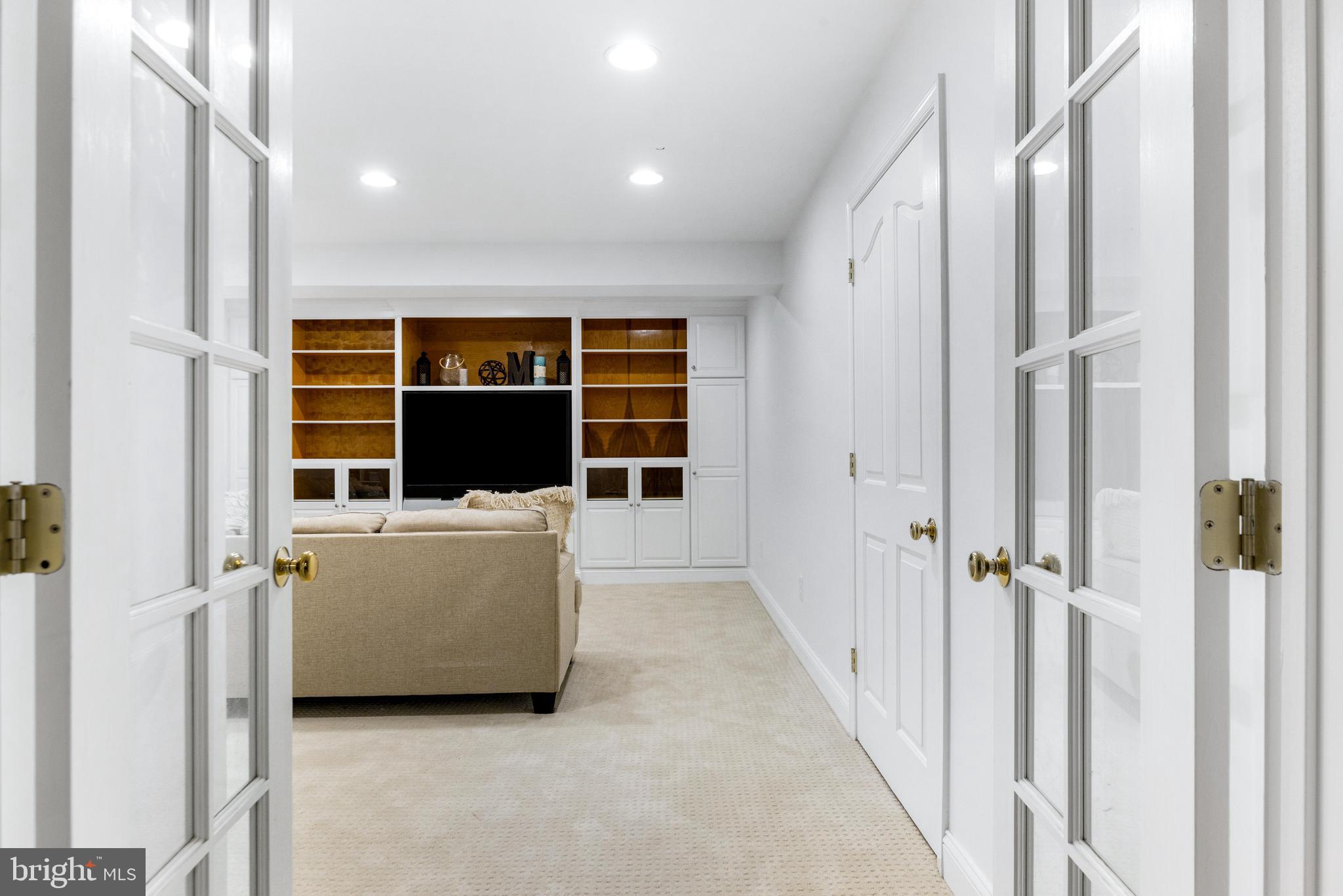 COXBYS ESTATES - Residential