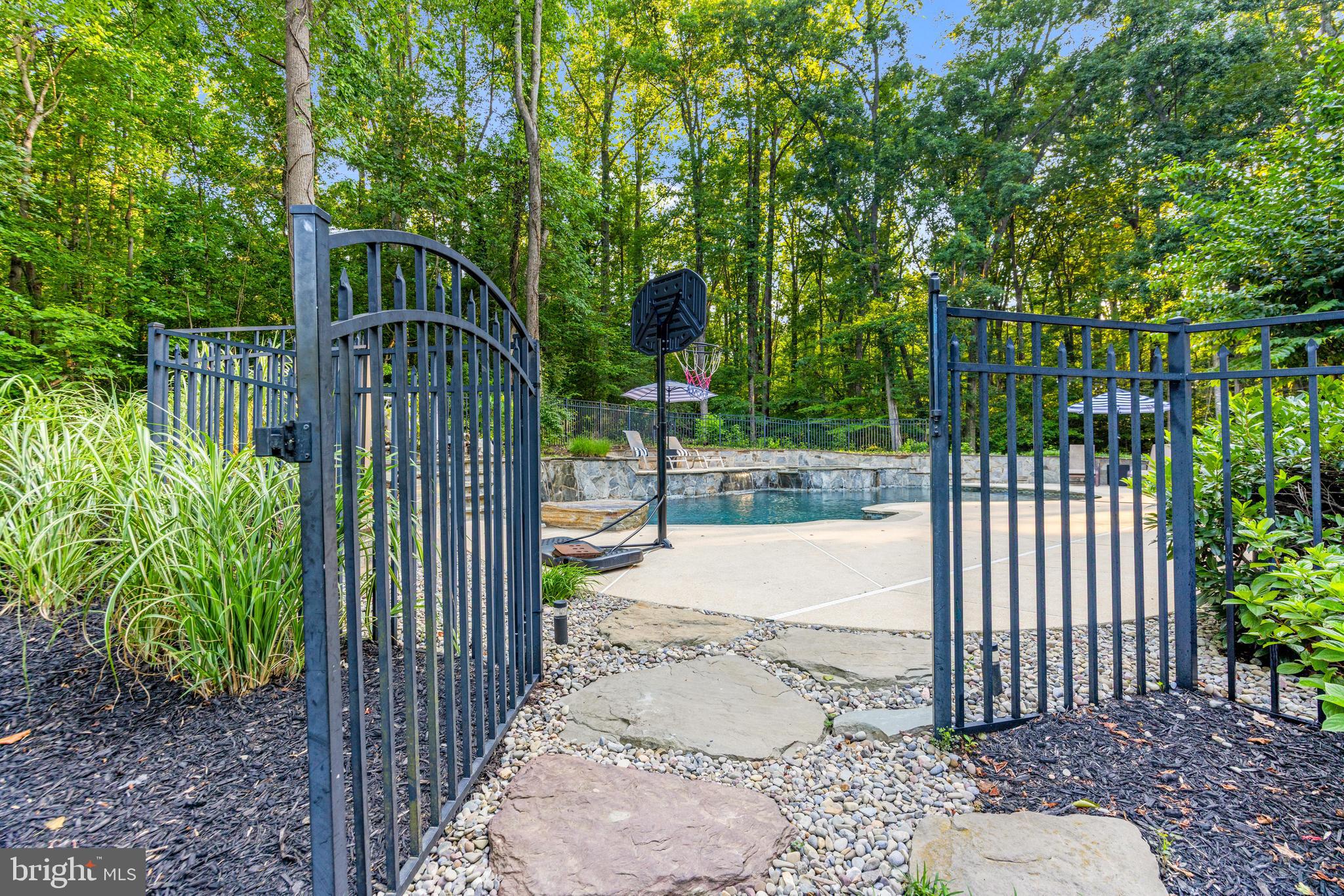 COXBYS ESTATES - Residential