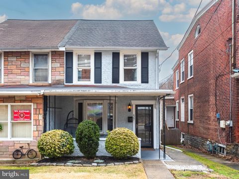627 FORD STREET CONSHOHOCKEN PA 19428