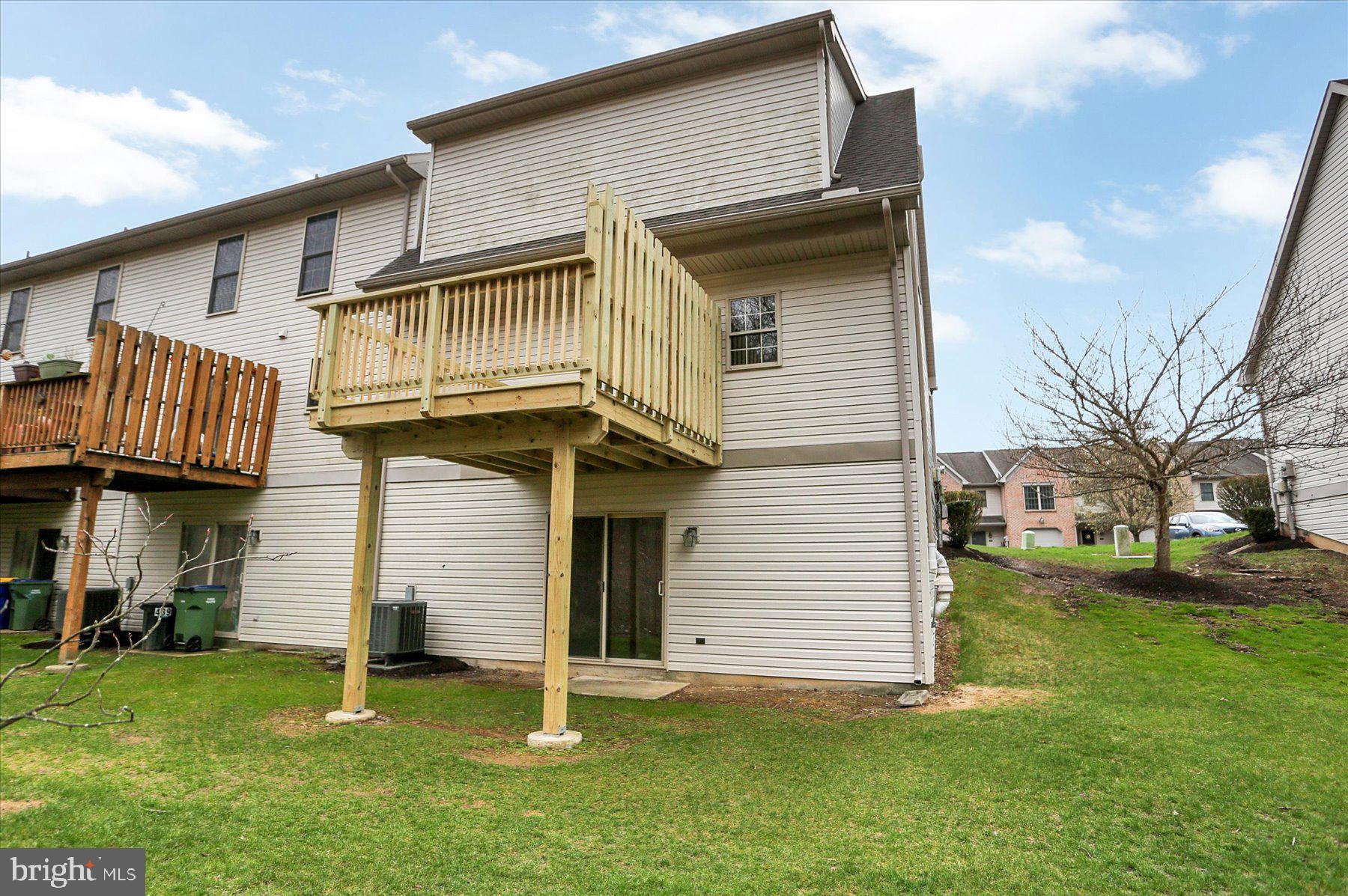 WAVERLY WOODS - Residential