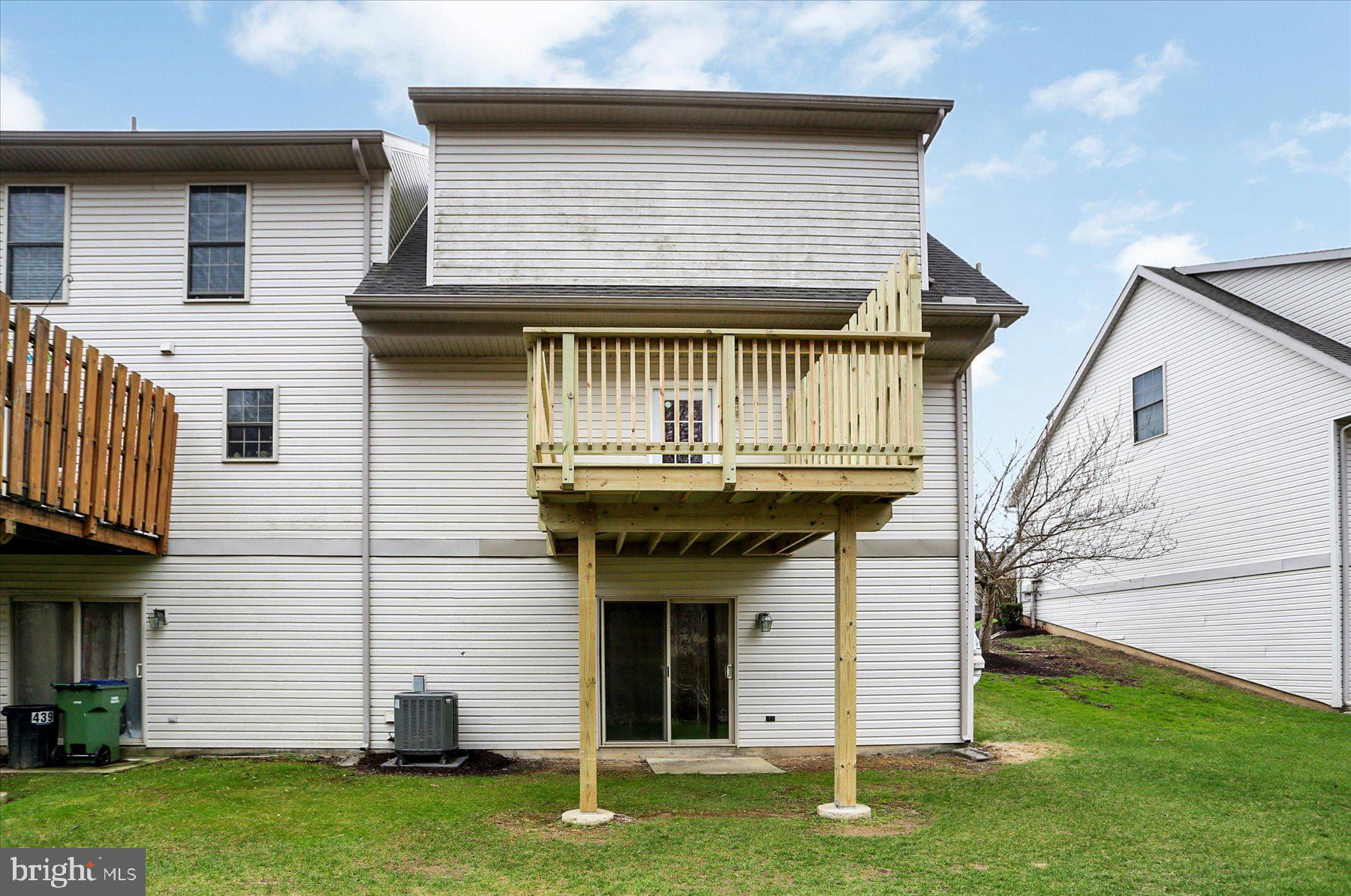 WAVERLY WOODS - Residential