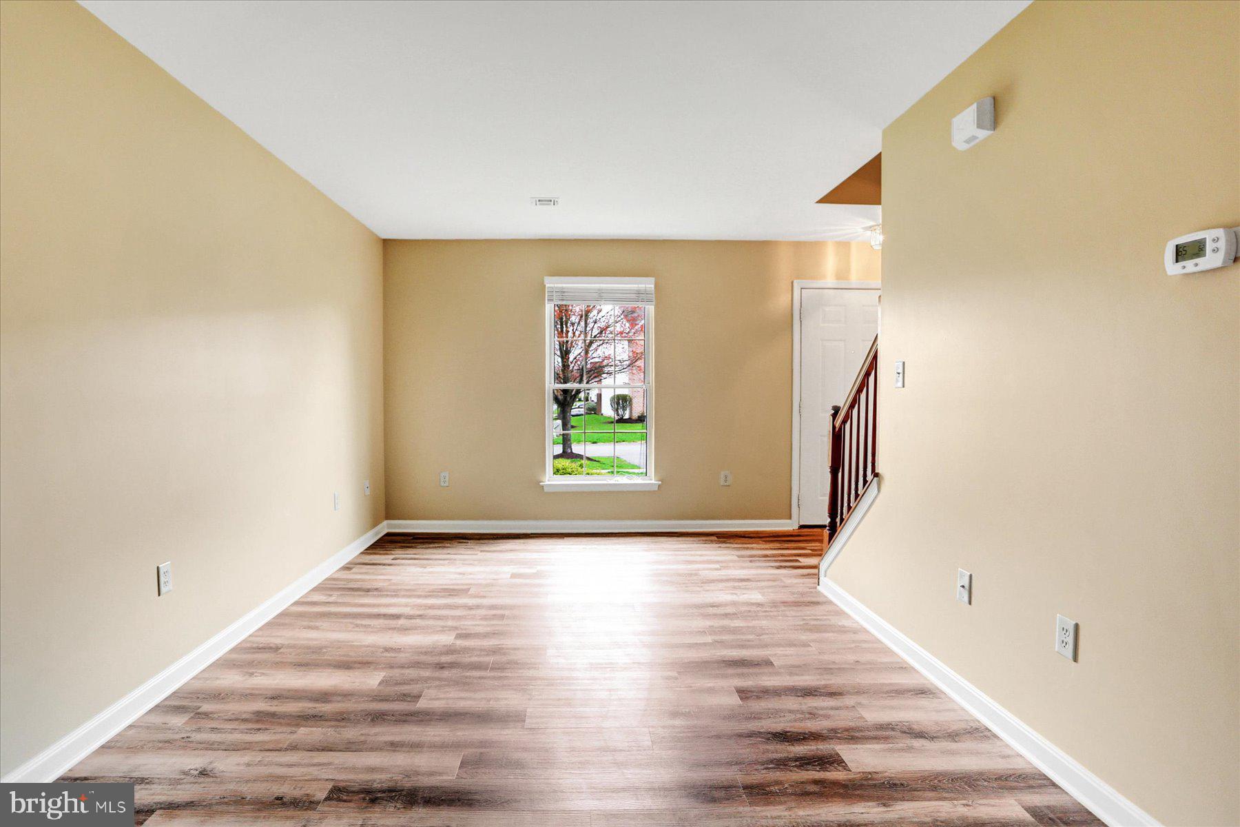 WAVERLY WOODS - Residential