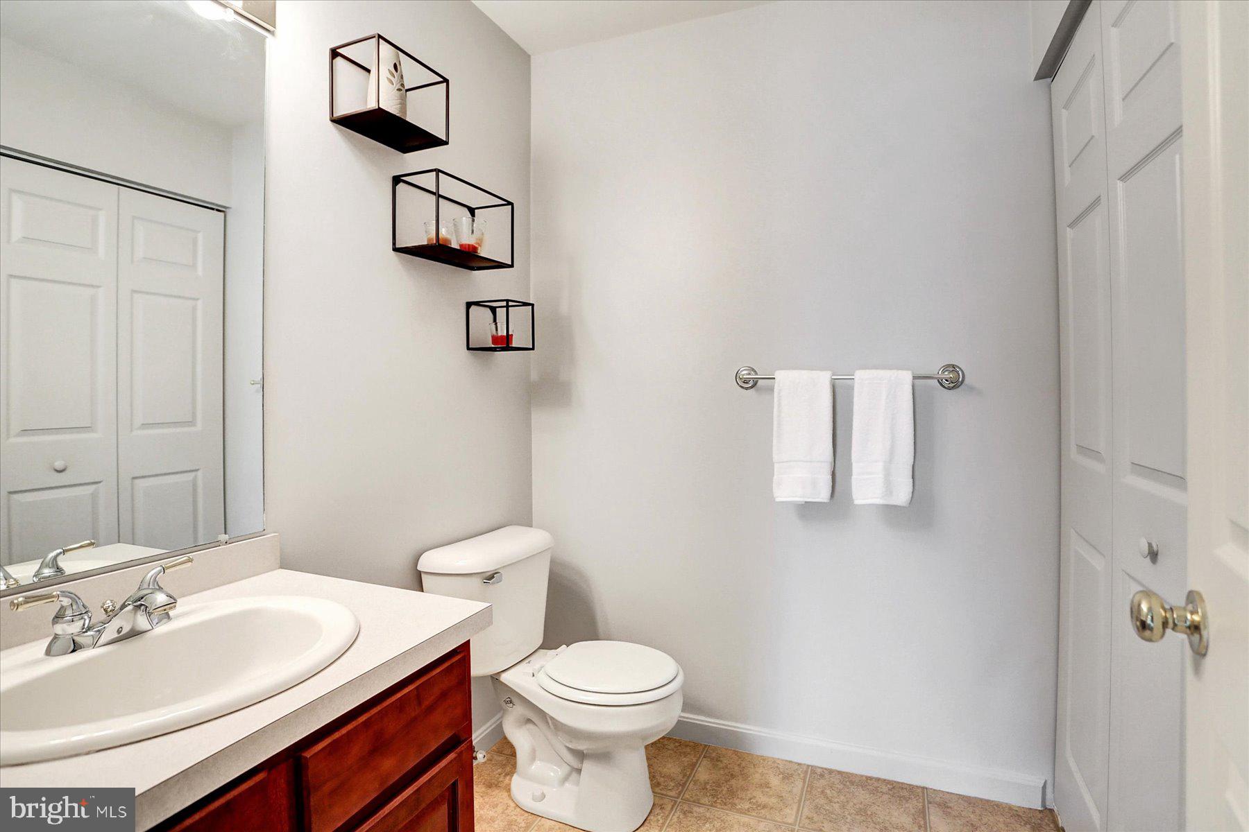 WAVERLY WOODS - Residential