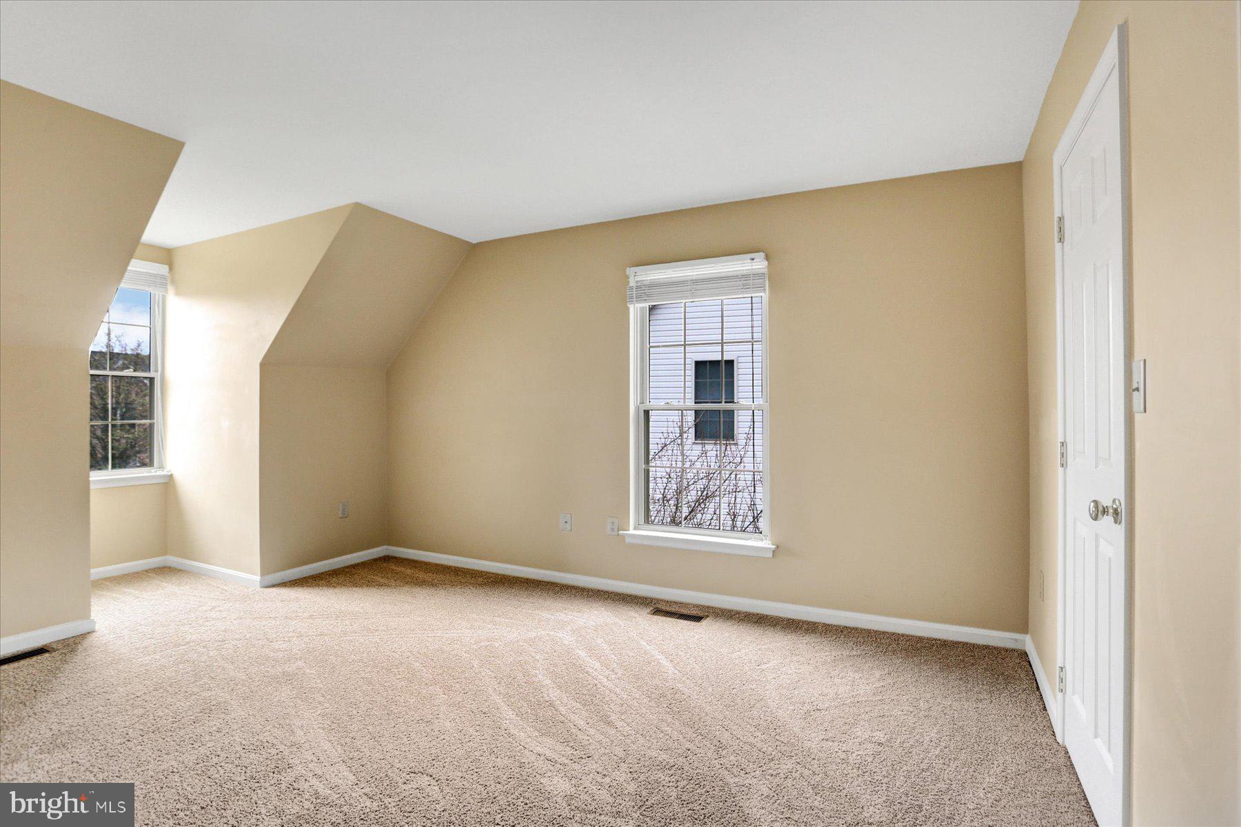 WAVERLY WOODS - Residential