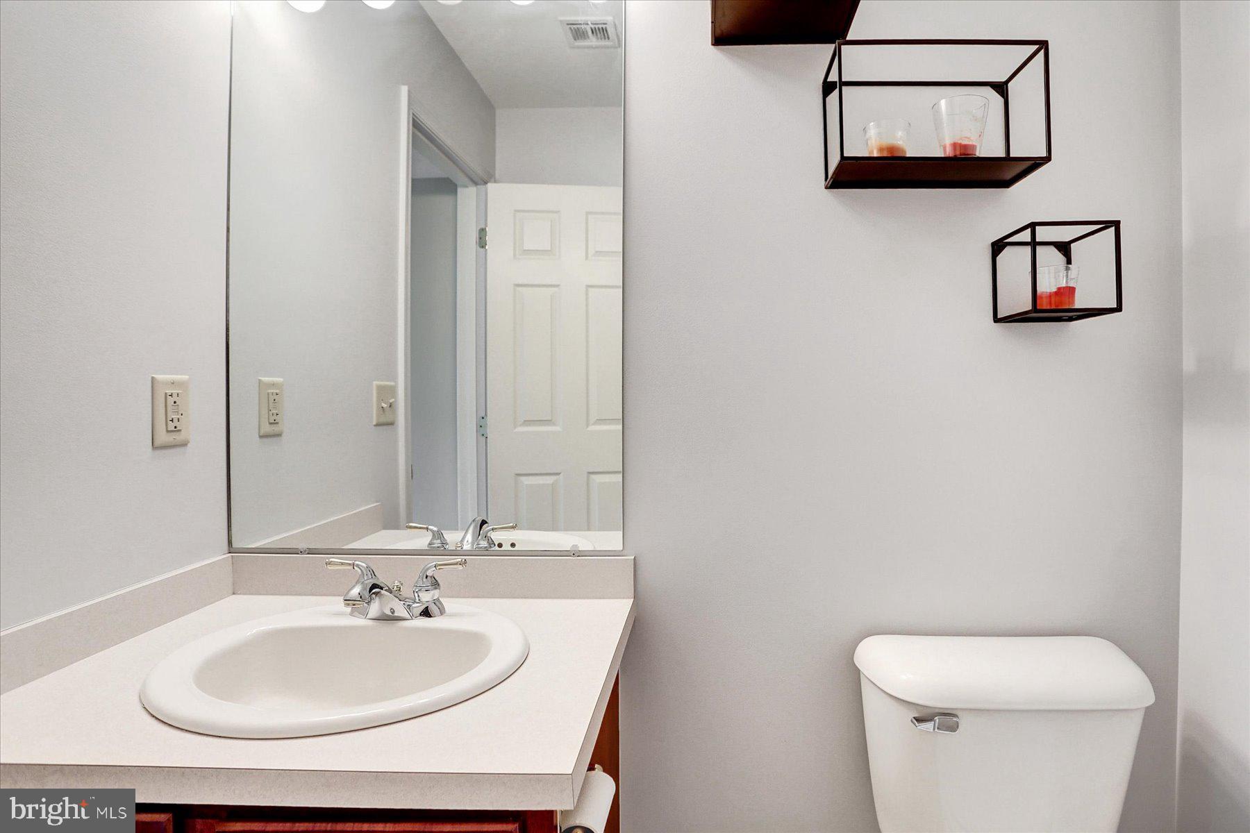 WAVERLY WOODS - Residential