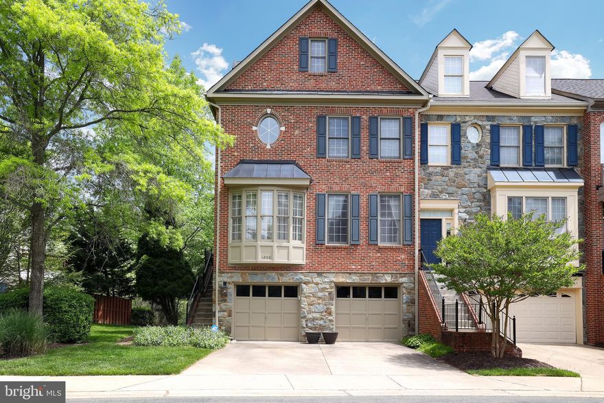 Wonderful 4 level FURNISHED  end unit townhouse in Tower Oaks. 

Main level with living room with desk area, large kitchen , dining room and living room. 

2nd level with 3 bedrooms and 2 baths.

Upper level bedroom

Lower level with family room, and den.

Owner retains a small locked closet in basement.

2 car garage. 

Spectacular wooded views from the deck. 

Tenant pays all utilities. 

Available May 1st.

Owner will consider a pet on a case by case basis.