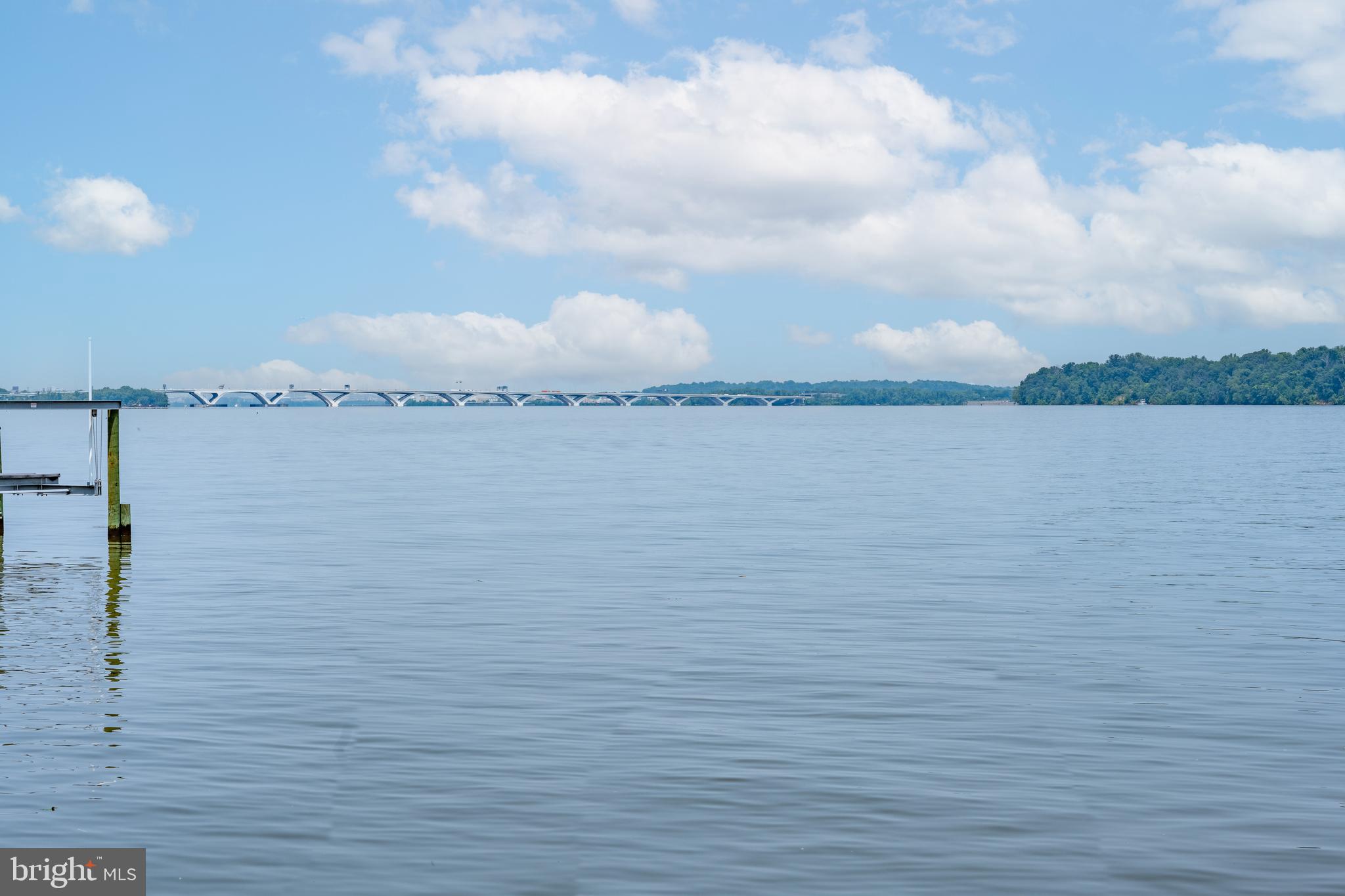 WELLINGTON VILLA - Land