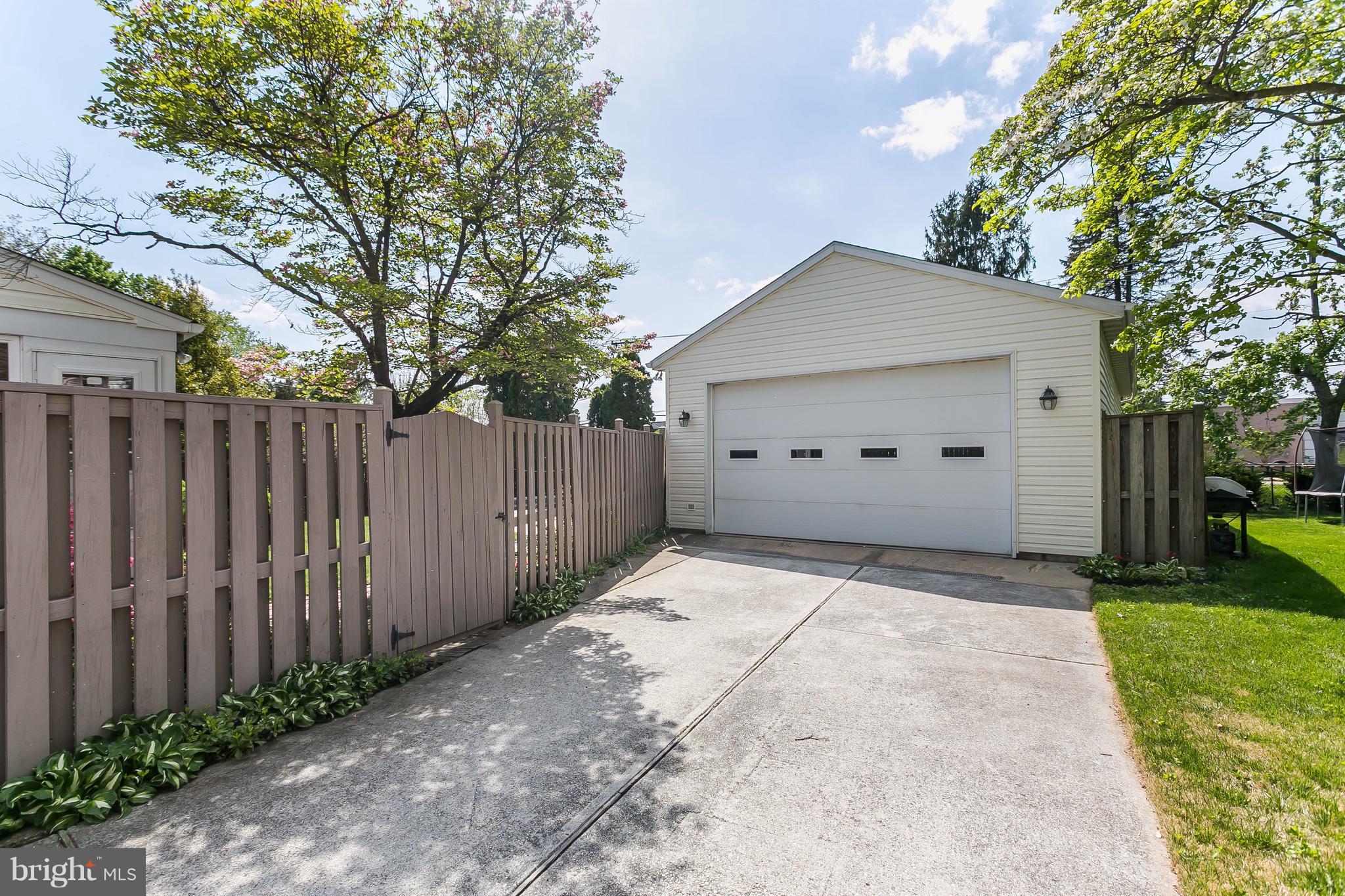 SPRINGLAKE - Residential