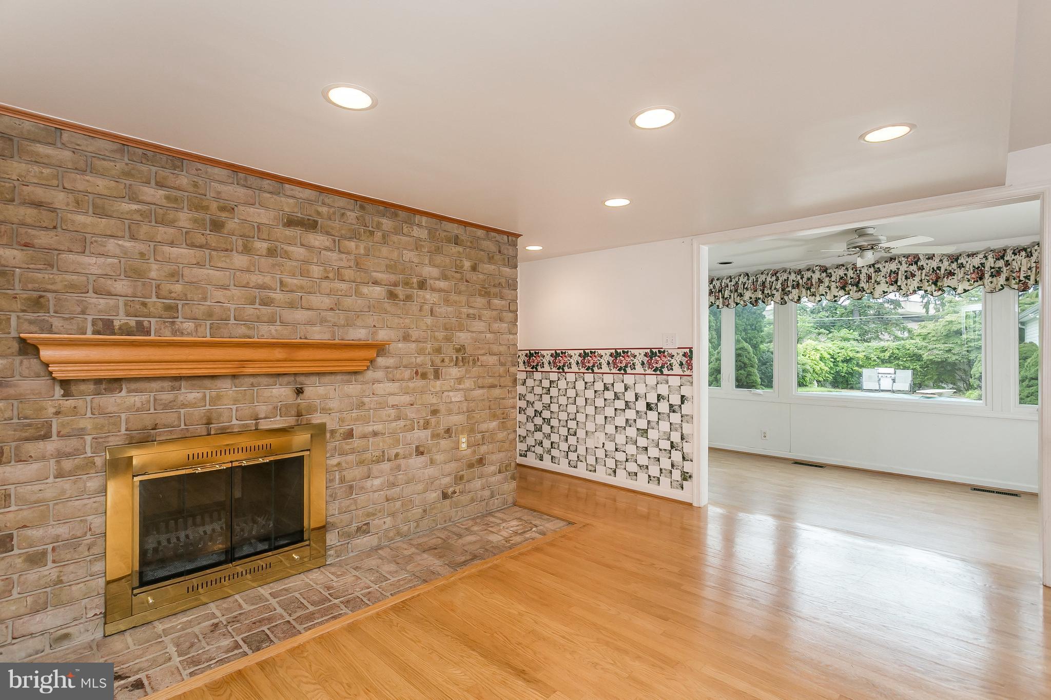 SPRINGLAKE - Residential