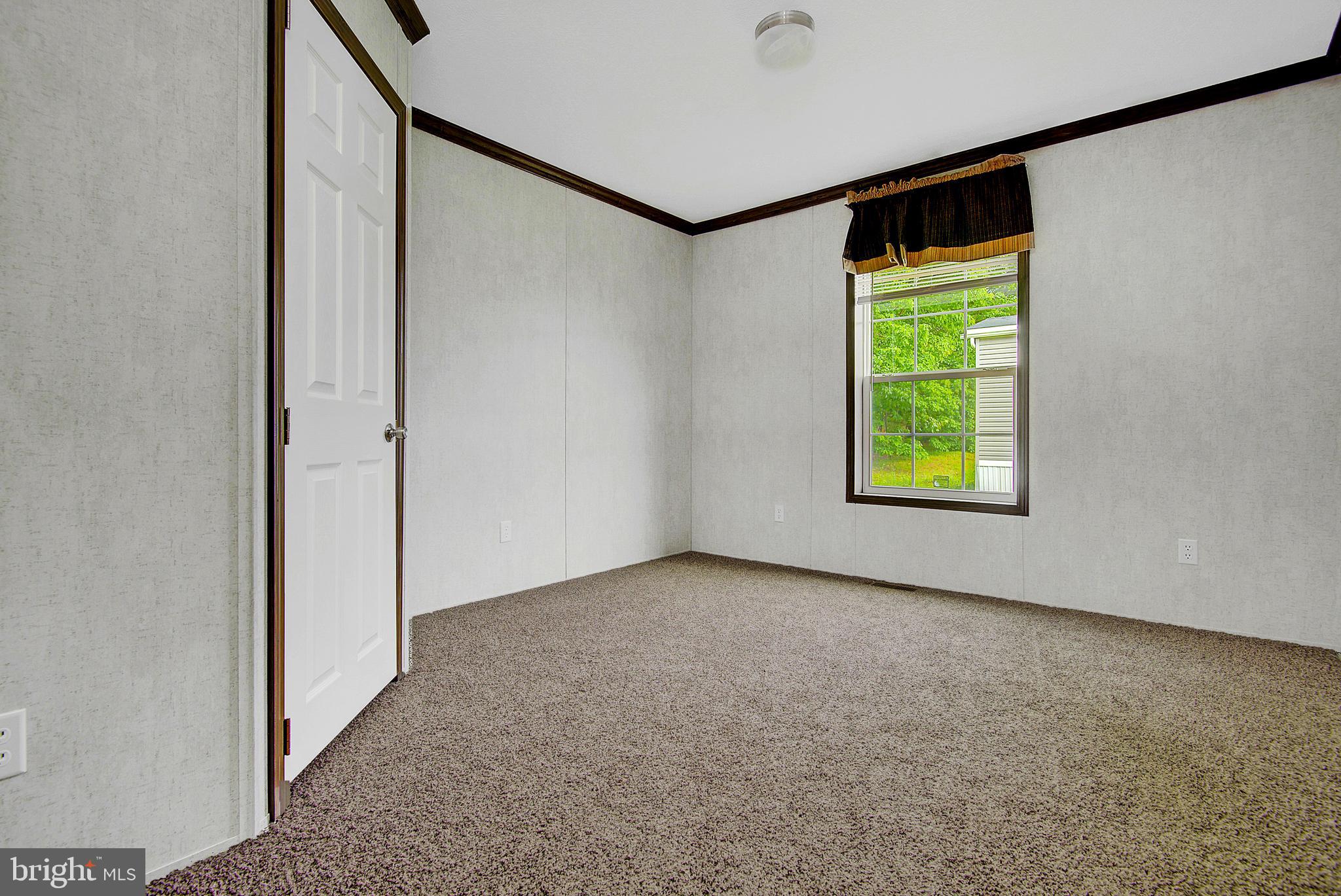 COUNTRY VIEW VILLAGE - Residential