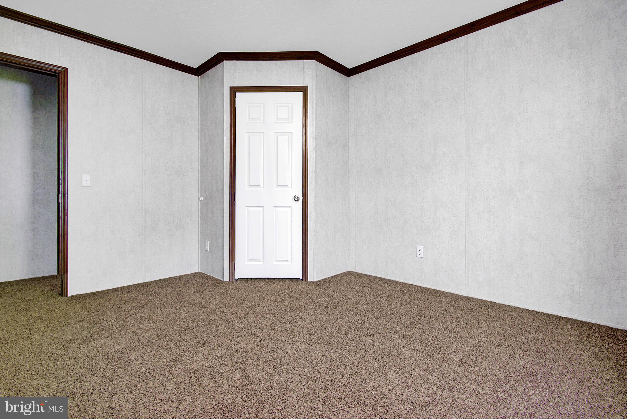 COUNTRY VIEW VILLAGE - Residential