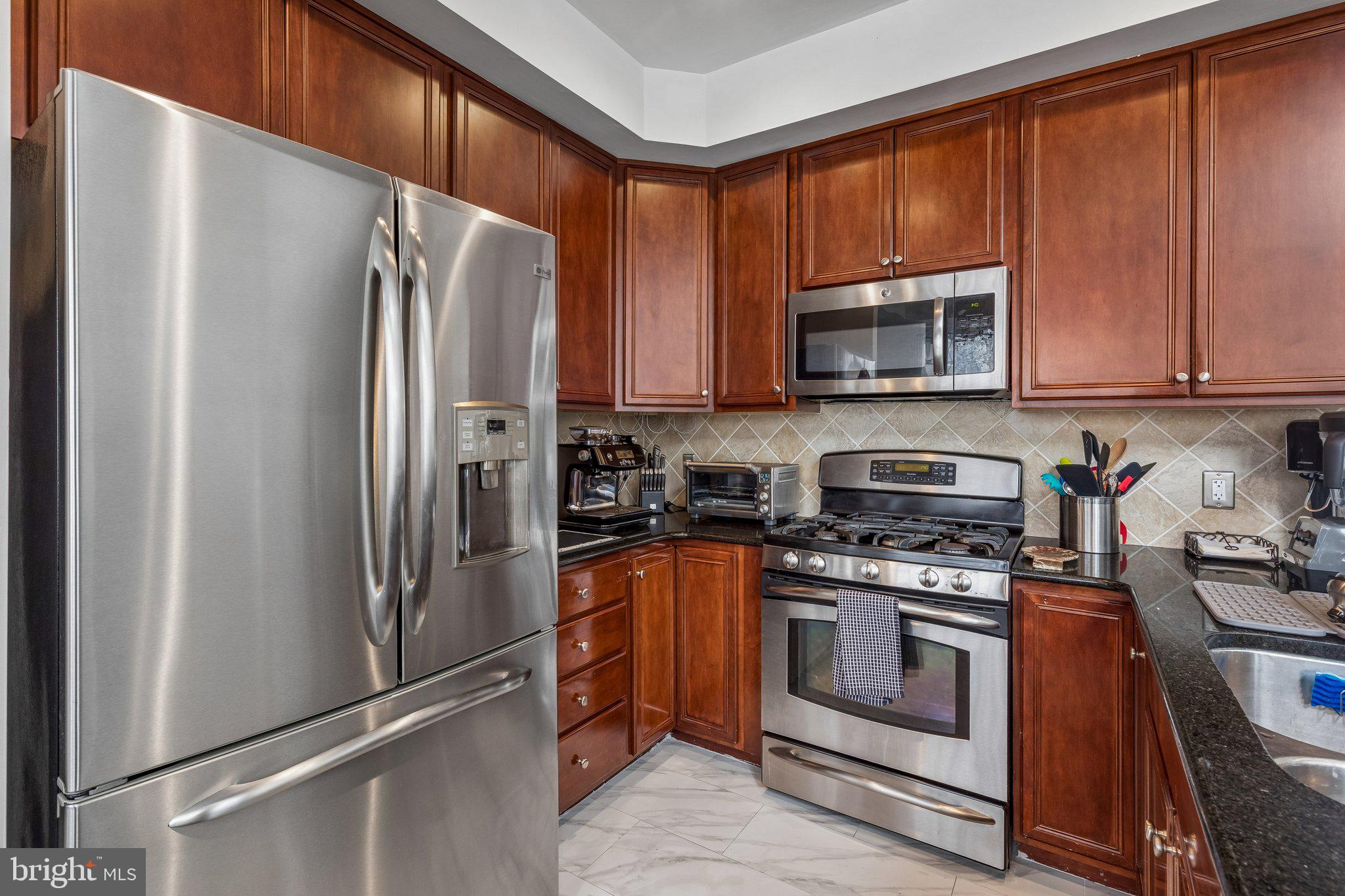 VILLAS AT PACKER PARK - Residential