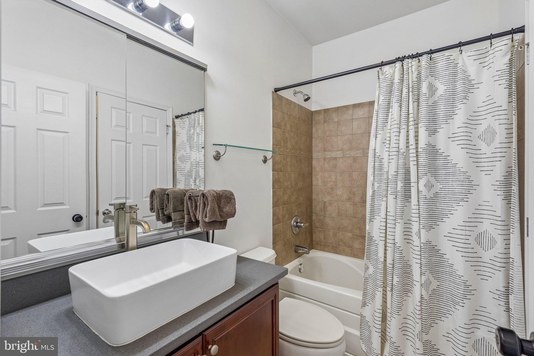 VILLAS AT PACKER PARK - Residential