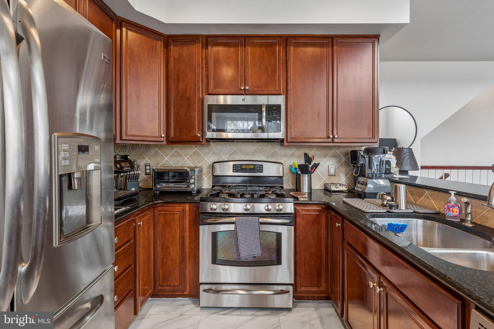 VILLAS AT PACKER PARK - Residential
