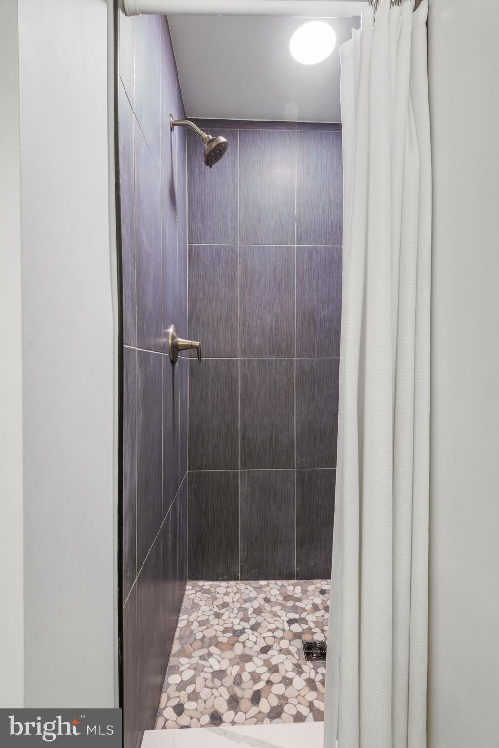 RUXTON/RIDERWOOD - Residential