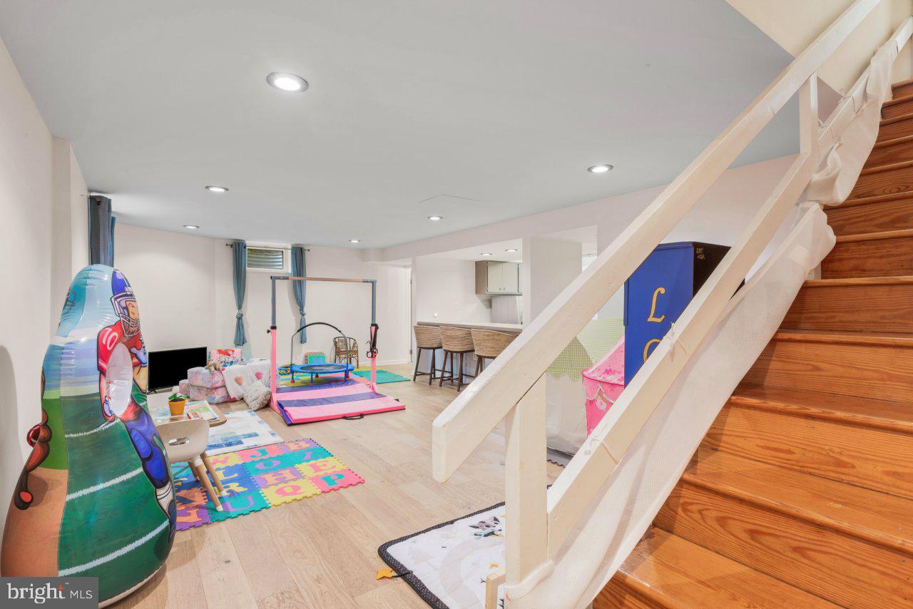 RUXTON/RIDERWOOD - Residential